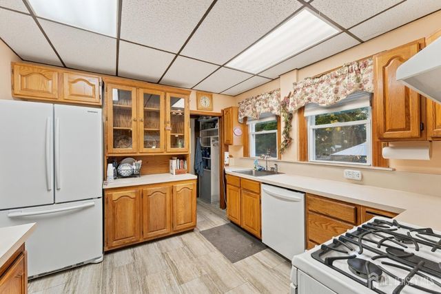 432 1st Street, Dunellen, NJ 08812