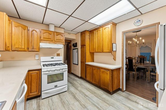 432 1st Street, Dunellen, NJ 08812