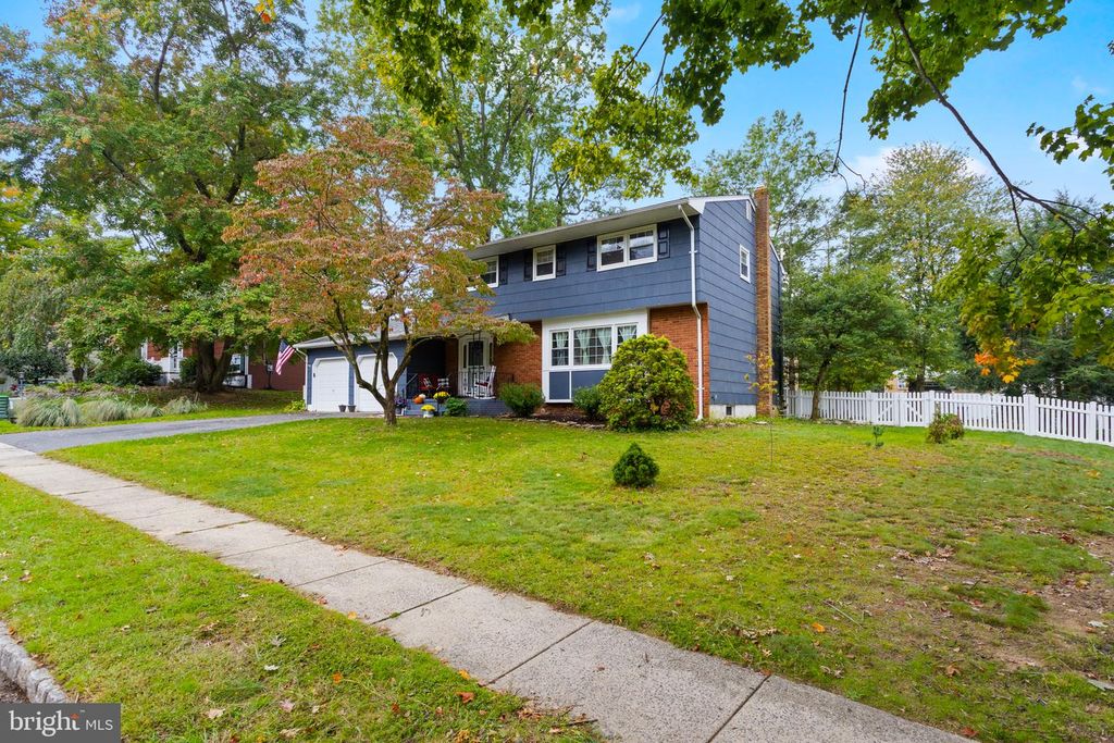 16 TWAIN DR, ALLENTOWN, NJ 08501 — photo 3