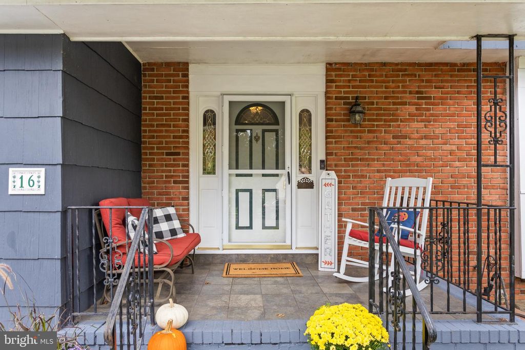 16 TWAIN DR, ALLENTOWN, NJ 08501 — photo 4
