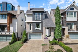 1914B Warfield Dr, Nashville, TN 37215