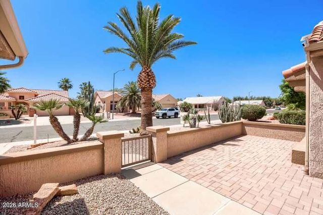 15186 W LAS BRIZAS Lane, Sun City West, AZ 85375