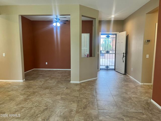 15186 W LAS BRIZAS Lane, Sun City West, AZ 85375