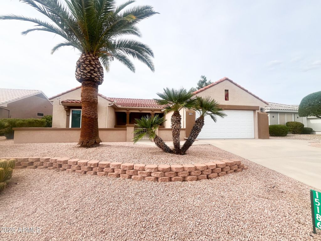 15186 W LAS BRIZAS Lane, Sun City West, AZ 85375