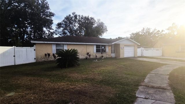 5624 MCCOY COURT, Zephyrhills, FL 33542