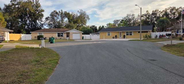 5624 MCCOY COURT, Zephyrhills, FL 33542