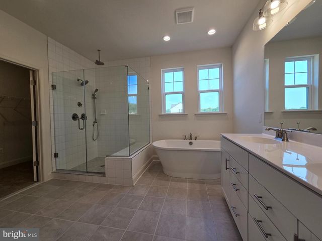 850 BROOKFIELD DRIVE, Dover, DE 19901