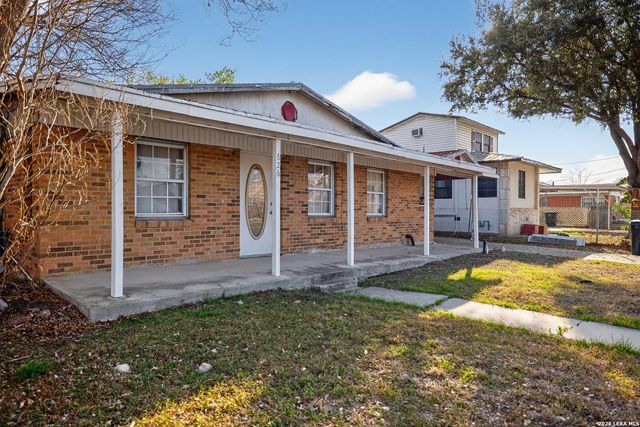 626 Rayburn, San Antonio, TX 78221