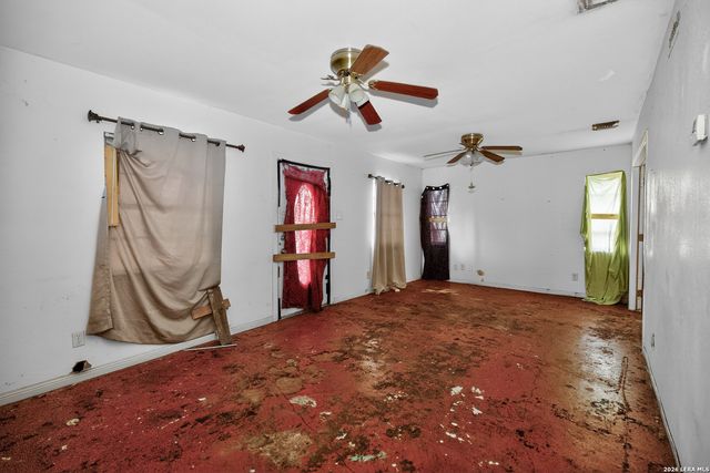 626 Rayburn, San Antonio, TX 78221