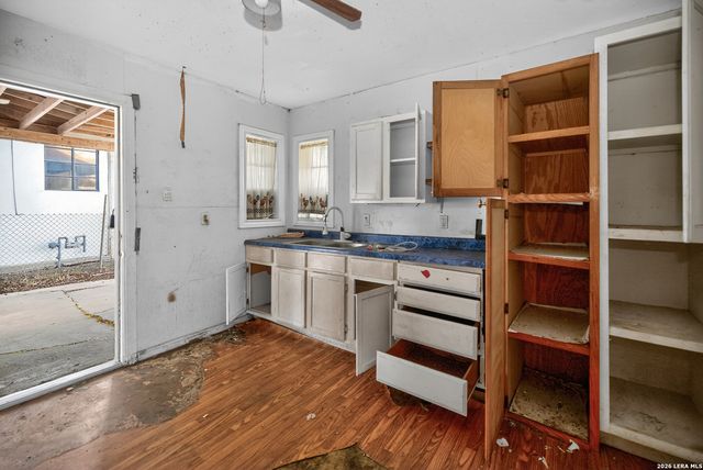 626 Rayburn, San Antonio, TX 78221