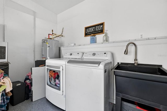 509 ARBEQUINA COURT, Plant City, FL 33566