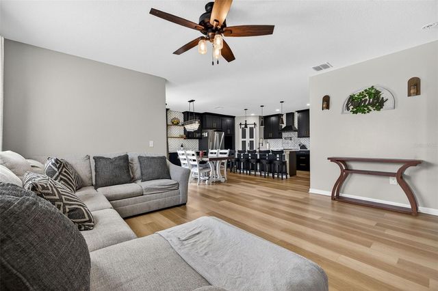 509 ARBEQUINA COURT, Plant City, FL 33566