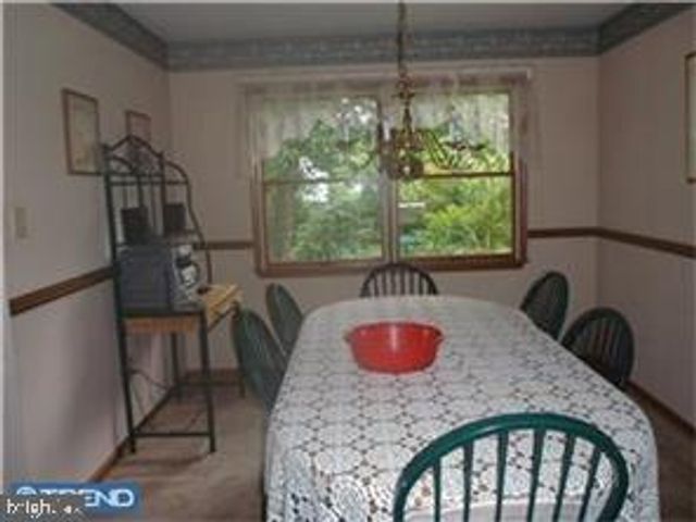 12 STOWE CT, Sicklerville, NJ 08081