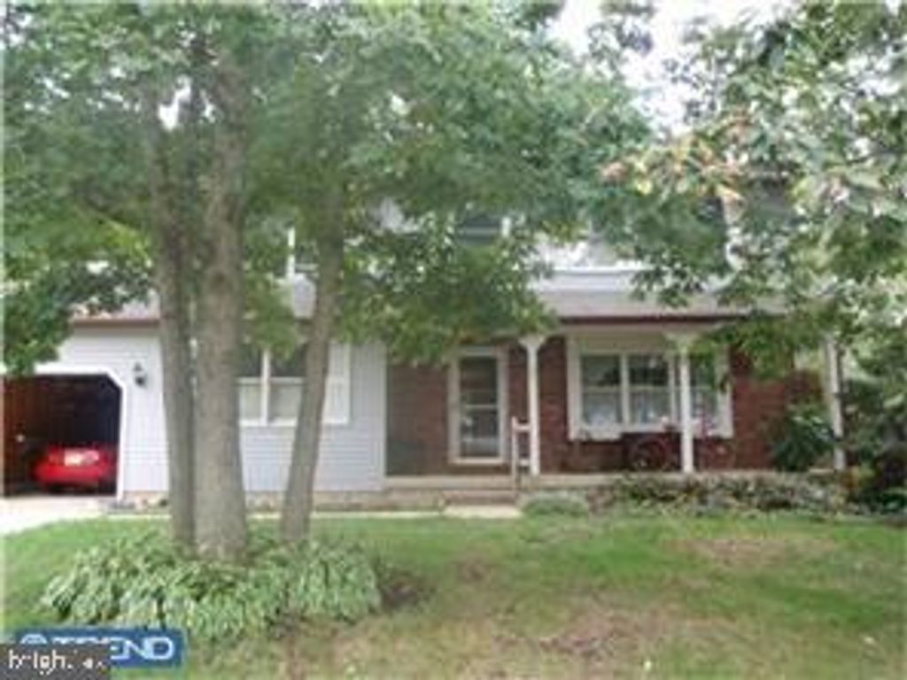 12 STOWE CT, Sicklerville, NJ 08081