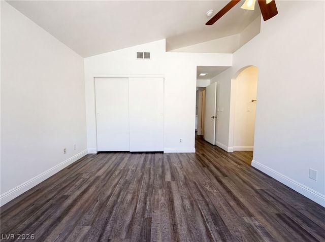 6212 Warm River Road, Las Vegas, NV 89108