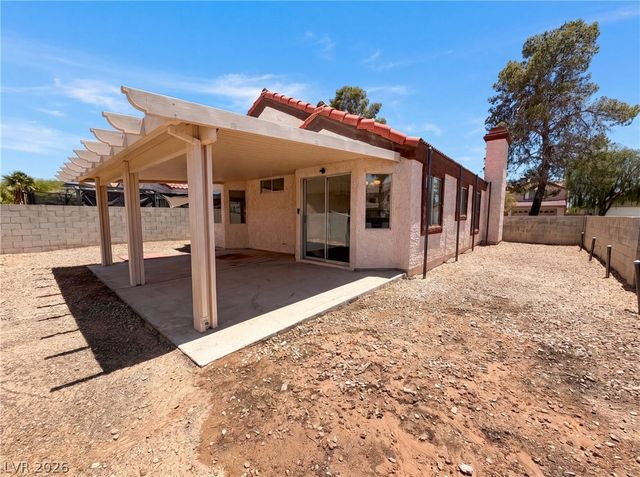 6212 Warm River Road, Las Vegas, NV 89108