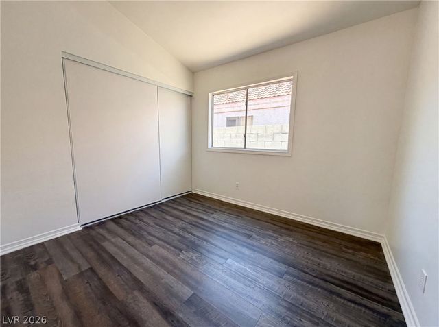 6212 Warm River Road, Las Vegas, NV 89108