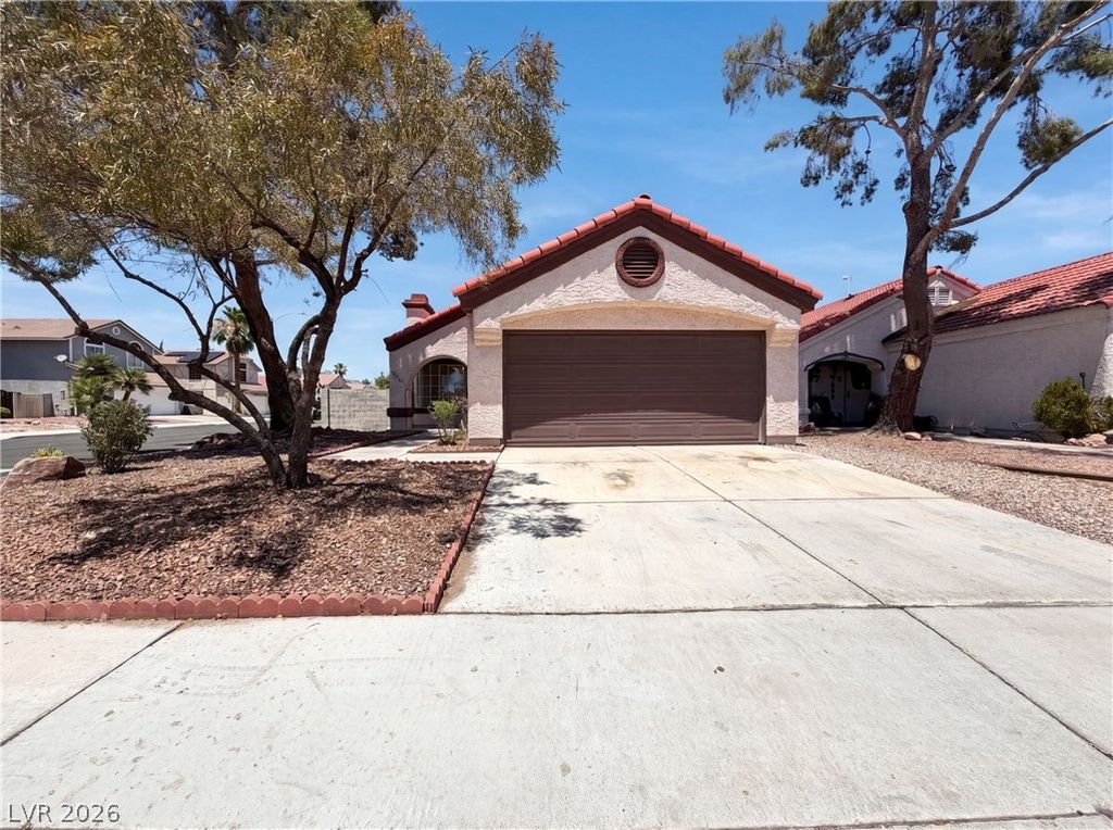 6212 Warm River Road, Las Vegas, NV 89108