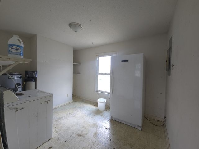 2455 Outlaw Rd, Woodlawn, TN 37191