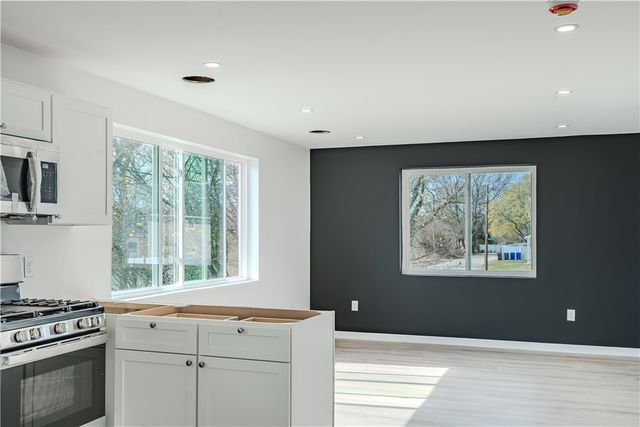 31 Newbury Street, Providence, RI 02904