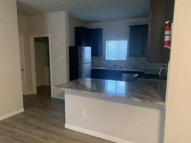 6511 Wenlock Drive, Houston, TX 77048