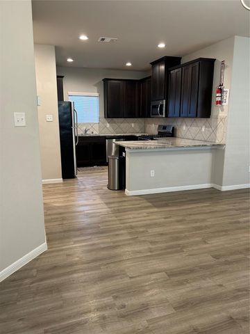 6511 Wenlock Drive, Houston, TX 77048