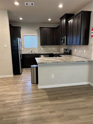 6511 Wenlock Drive, Houston, TX 77048