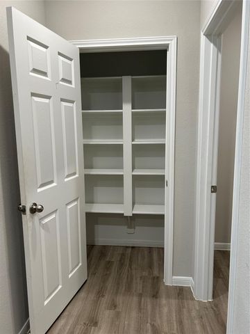 6511 Wenlock Drive, Houston, TX 77048