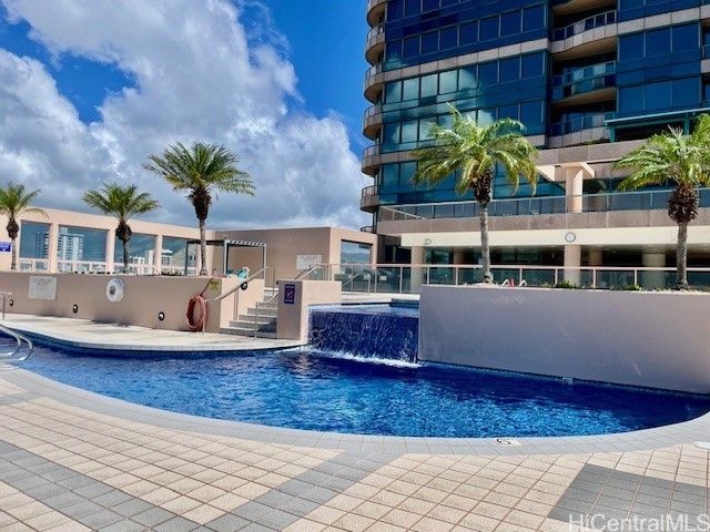 1888 Kalakaua Avenue 1806, Honolulu, HI 96815