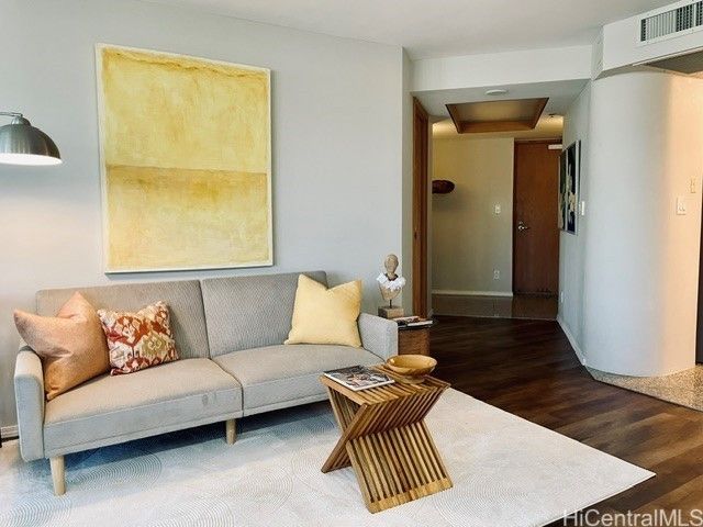 1888 Kalakaua Avenue 1806, Honolulu, HI 96815