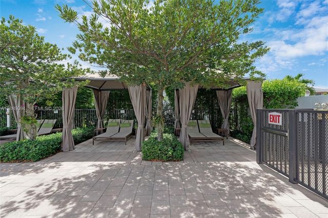 15809 NW 91st Court, Miami Lakes, FL 33018