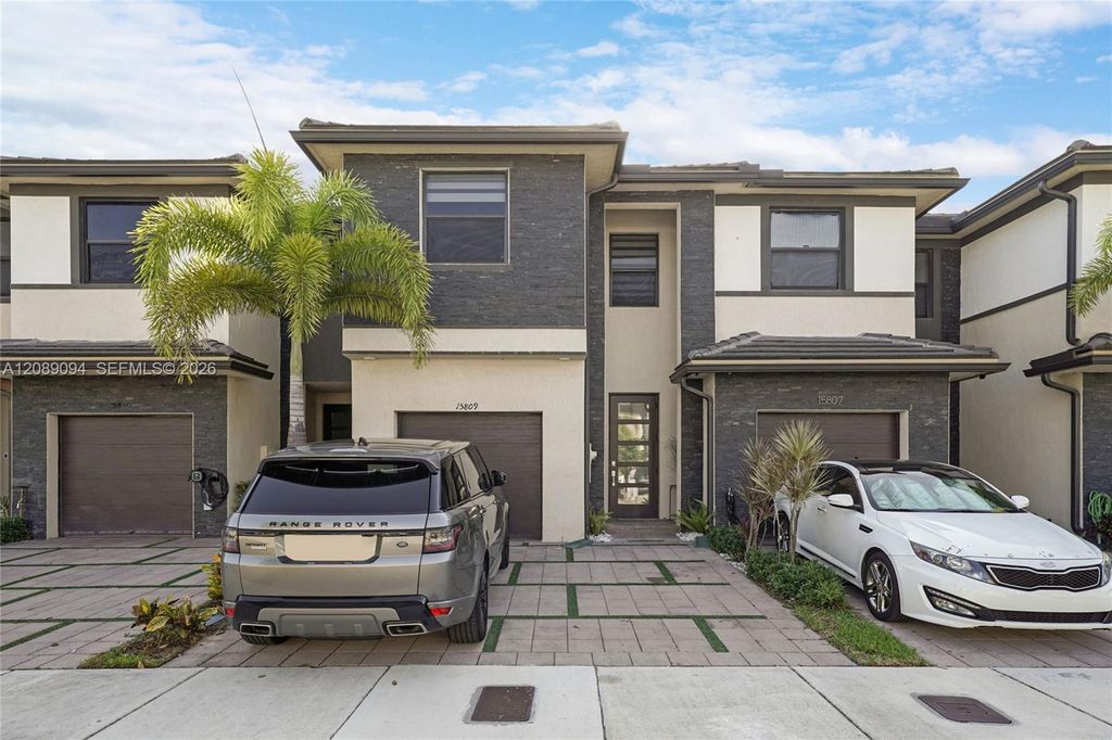 15809 NW 91st Court, Miami Lakes, FL 33018