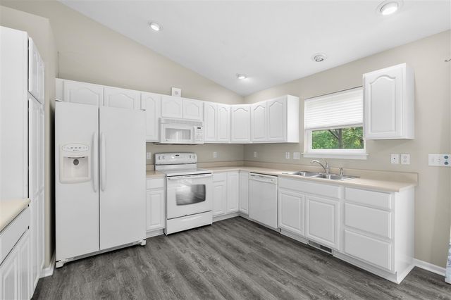 2454 Casper Street, Kalamazoo, MI 49048