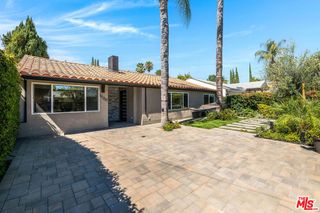 15237 Otsego Street, Los Angeles, CA 91403