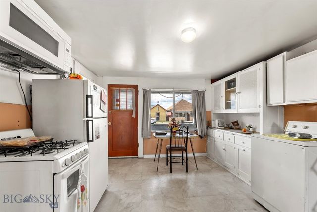 1327 Farrell, Butte, MT 59701