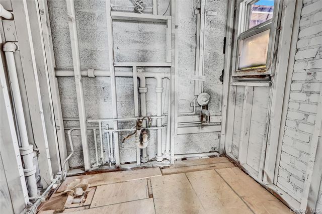 156 Beach 60th Street, Arverne, NY 11692