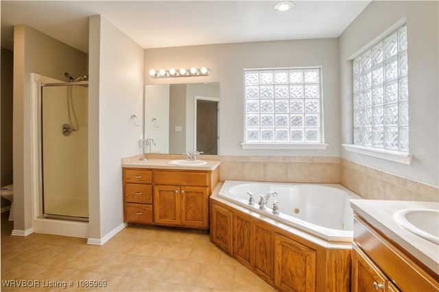 827 Laurel Way, Alma, AR 72921