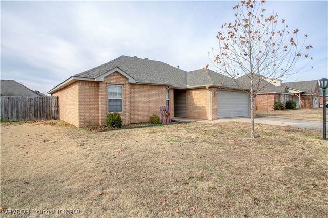 827 Laurel Way, Alma, AR 72921