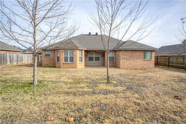 827 Laurel Way, Alma, AR 72921