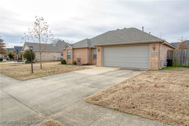 827 Laurel Way, Alma, AR 72921