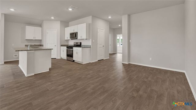 322 HODGES Street, Maxwell, TX 78656