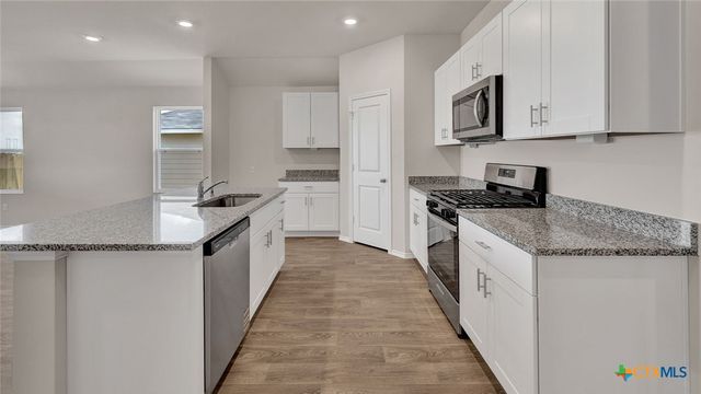 322 HODGES Street, Maxwell, TX 78656