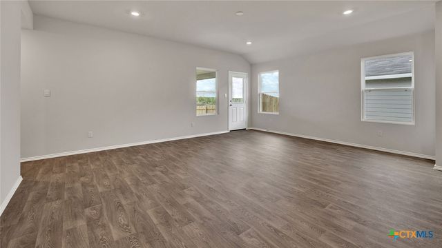 322 HODGES Street, Maxwell, TX 78656