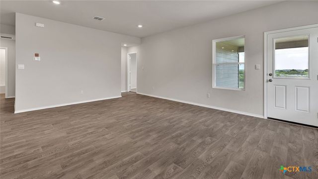 322 HODGES Street, Maxwell, TX 78656