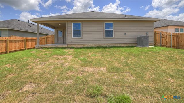 322 HODGES Street, Maxwell, TX 78656