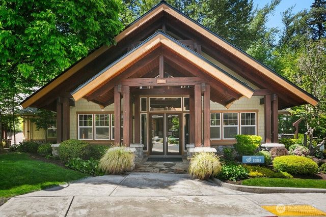 1058 Cabin Creek Lane SW, Issaquah, WA 98027