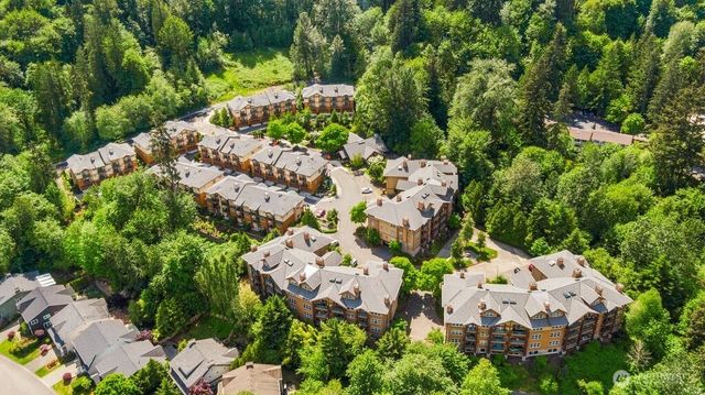 1058 Cabin Creek Lane SW, Issaquah, WA 98027