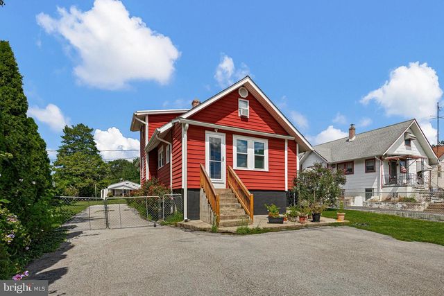 2404 LINCOLN AVE, Claymont, DE 19703