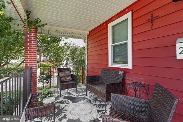 2404 LINCOLN AVE, Claymont, DE 19703