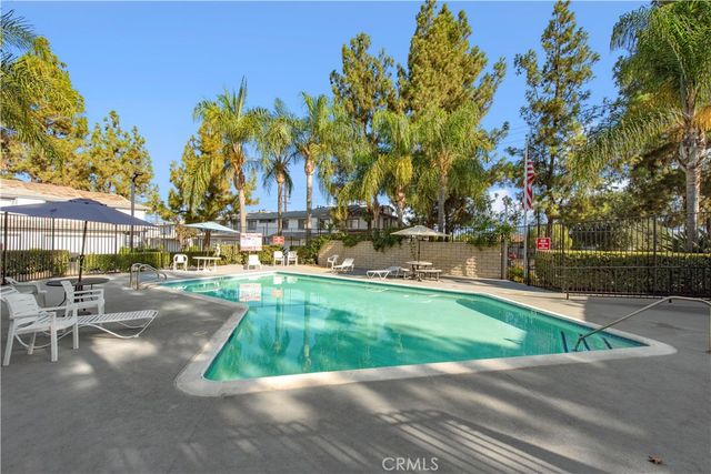 1704 Bridgeport, West Covina, CA 91791